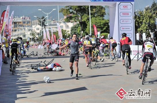 Cyclists injured in a rare head-on crash in SW China