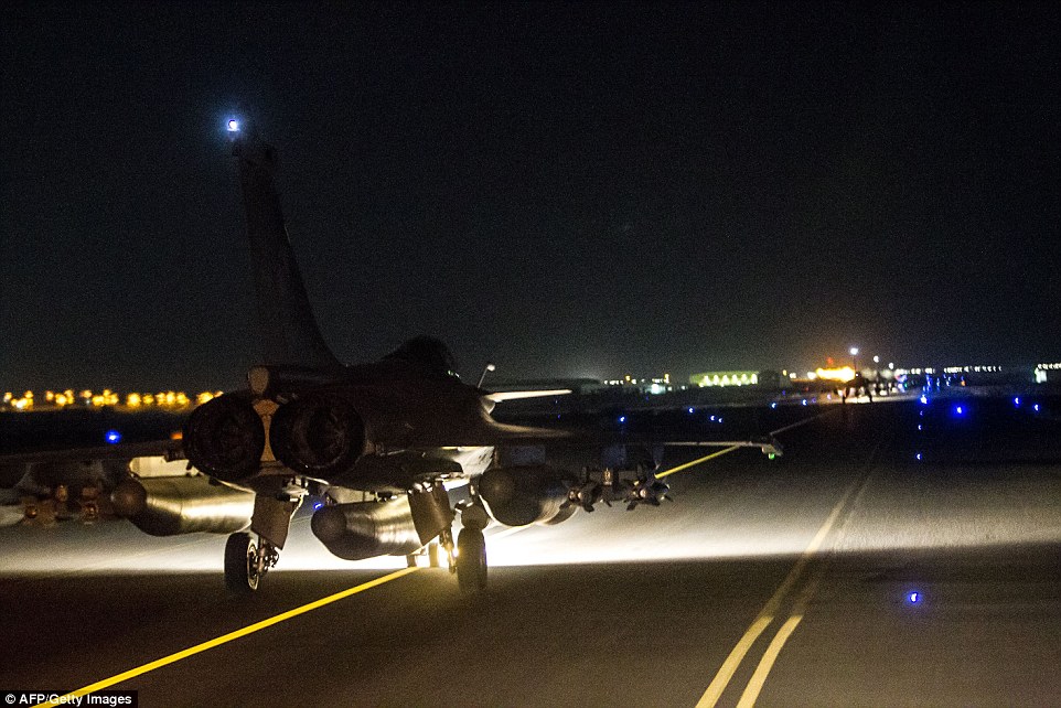 French warplanes launch more strikes against IS targets in Syria