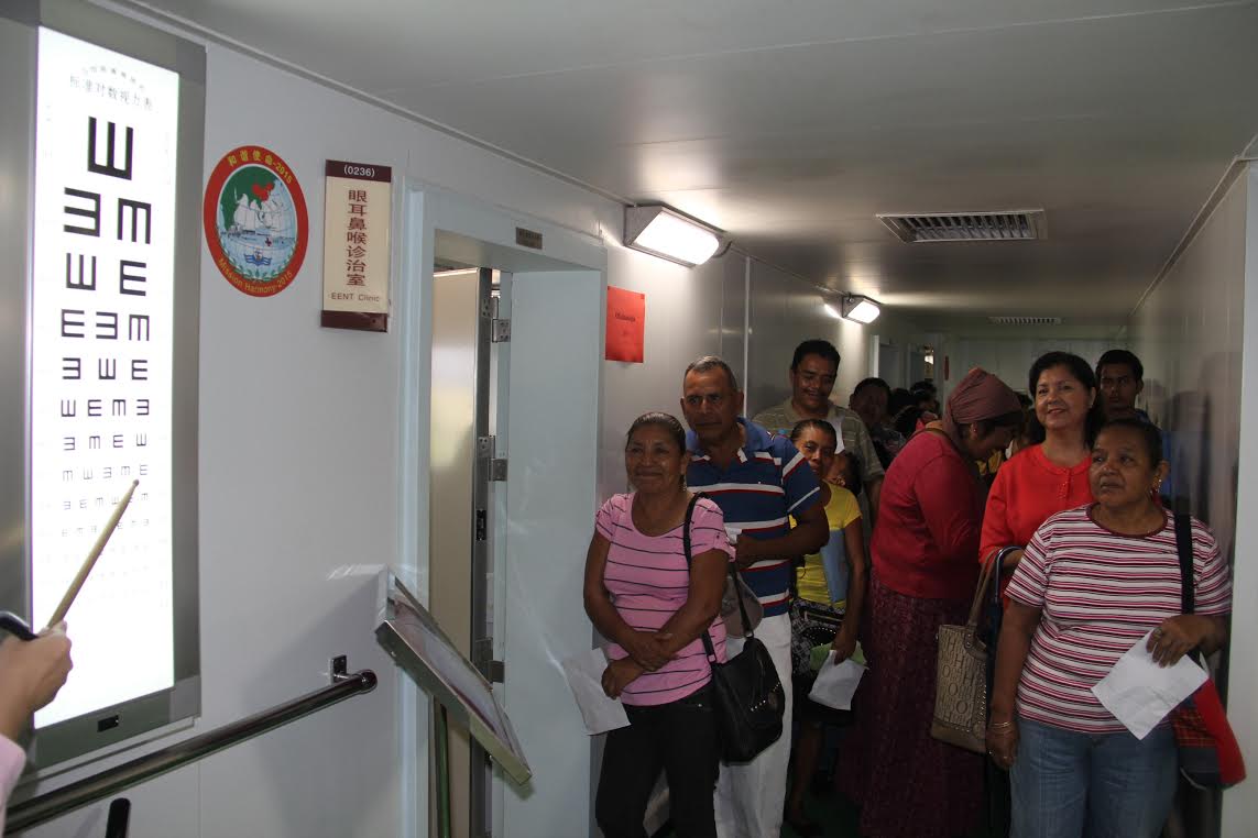 China’s Hospital Ship Warmly Welcomed by Locals in Mexico