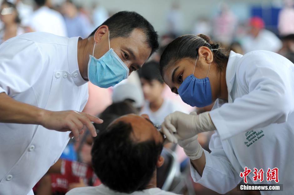 China’s Hospital Ship Warmly Welcomed by Locals in Mexico