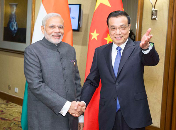 Premier Li meets Indian PM in Malaysia