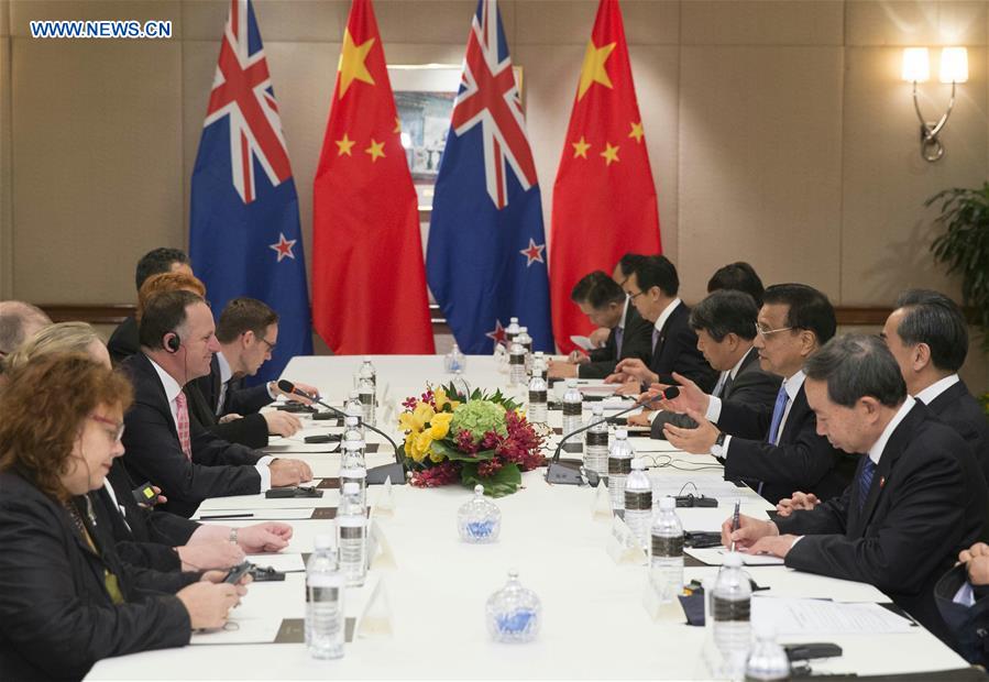 Chinese premier highlights railway, FTA in talks with Lao, New Zealand PMs