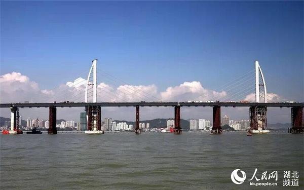 One Third of HK-Zhuhai-Macao Bridge Completed