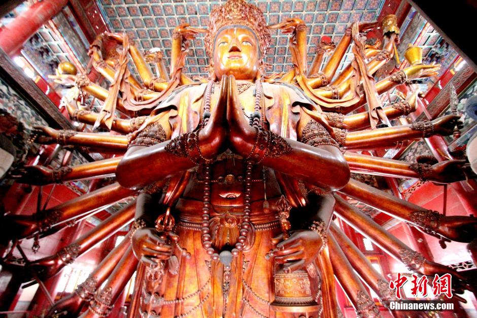 A glimpse of the world's biggest wooden Bodhisattva in N China