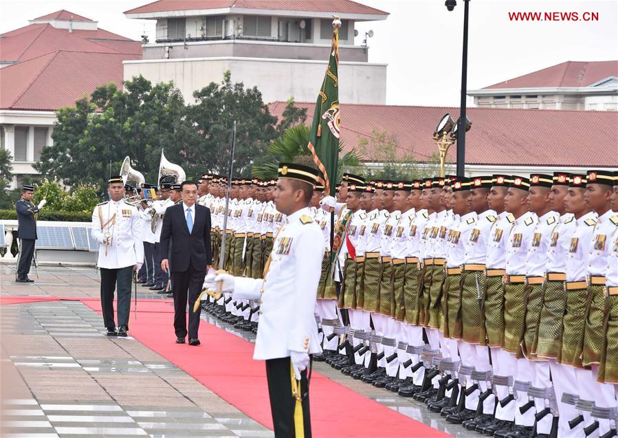 Malaysian PM Najib holds welcoming ceremony for Premier Li