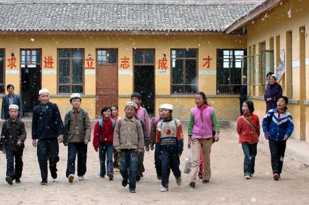 China vows to win battle against poverty