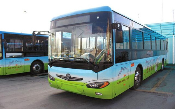 The first-ever solar bus put into use in Lhasa
