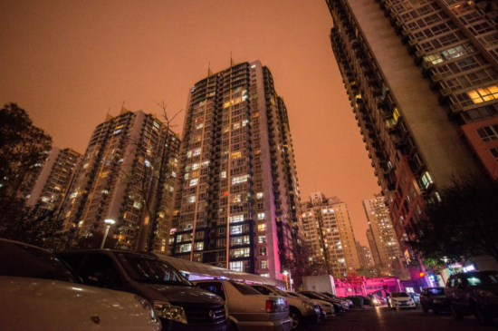 26 share a 90-square-meter 