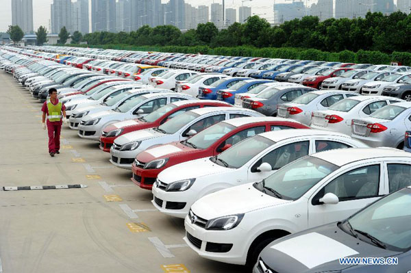 China unveils roadmap for new energy cars
