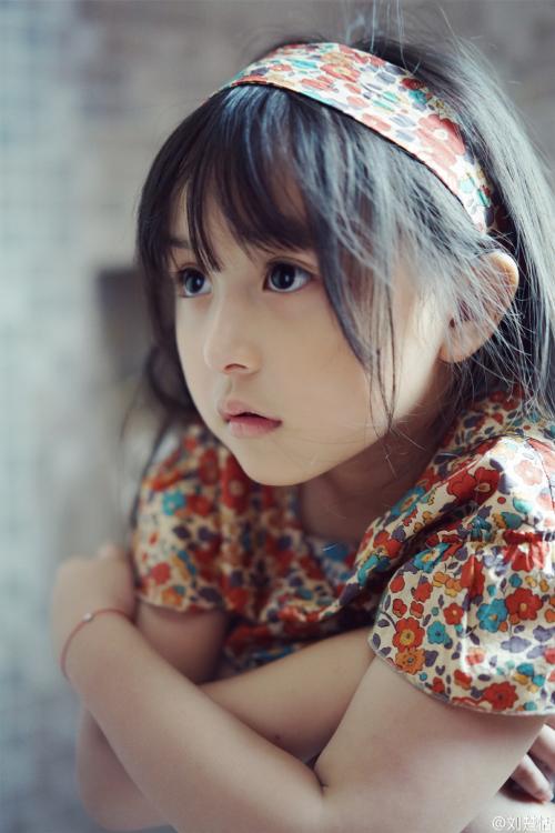 Child star of little Miyue releases new photos