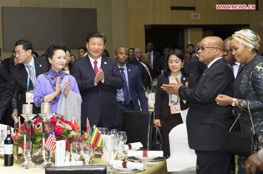 Xi Jinping and Peng Liyuan attend FOCAC Summit welcome banquet