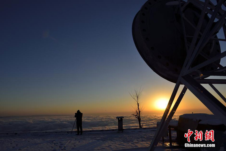 Breathtaking Sea of Clouds at Three Gorges Dam in Hubei