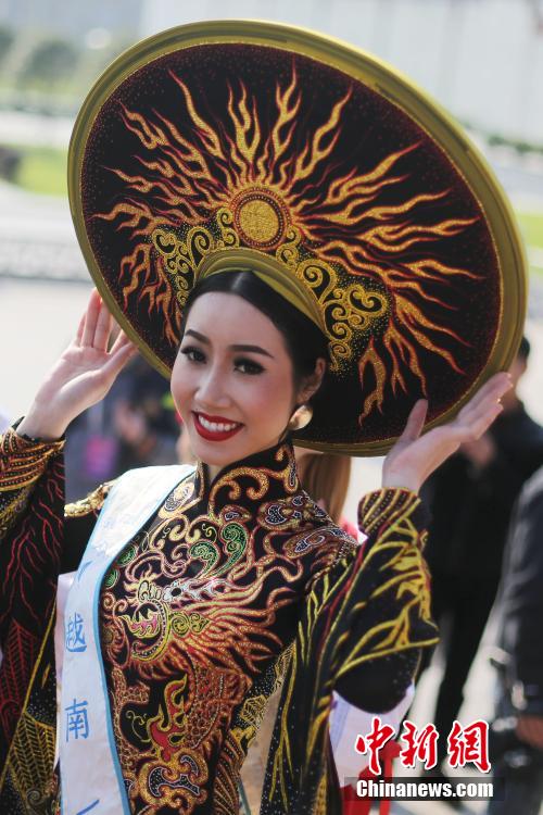 Contestants of Global Miss Ecotourism visit Nanjing Museum