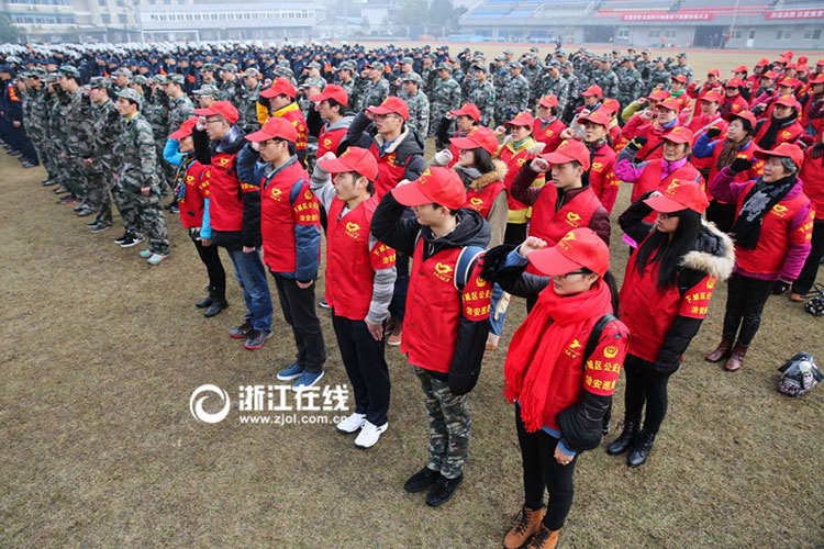 SWAT team guaranteeing security of G20 summit debuts in Hangzhou
