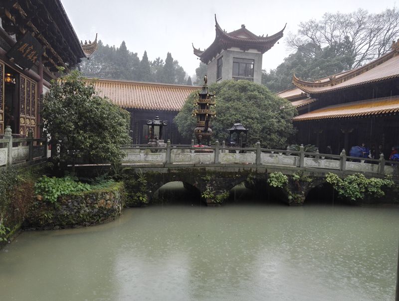 A glimpse into Chinese culture during a tour in Ji'an