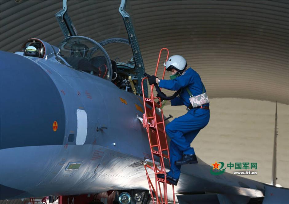 J-11 fighter jets conduct combat training 