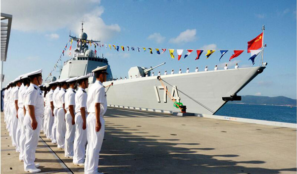 New 052D guided missile destroyer joins South China Sea Fleet