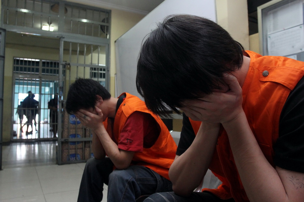 Indonesia repatriates 49 alleged Internet fraudsters from China