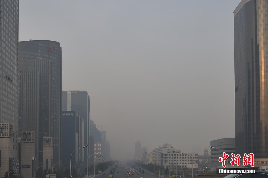 North China on orange alert for heavy smog