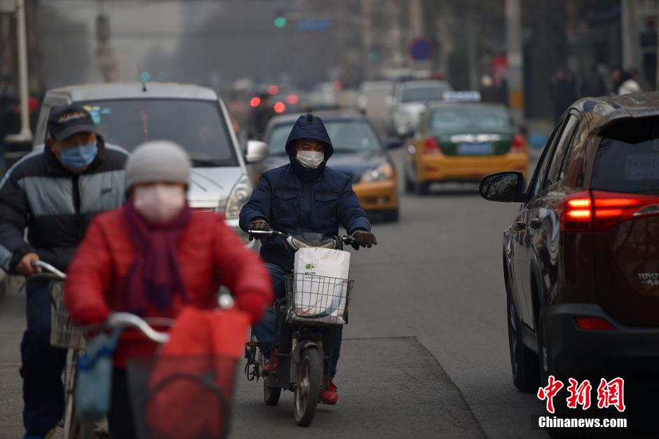 North China on orange alert for heavy smog