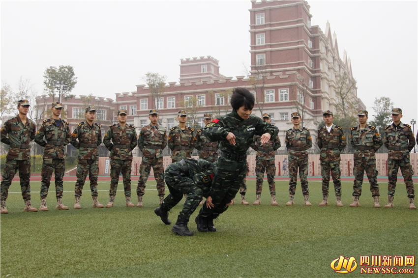 Retired SWAT soldiers teach anti-terrorism training program in college