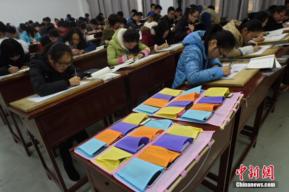 'Classroom without mobile phones' in Taiyuan