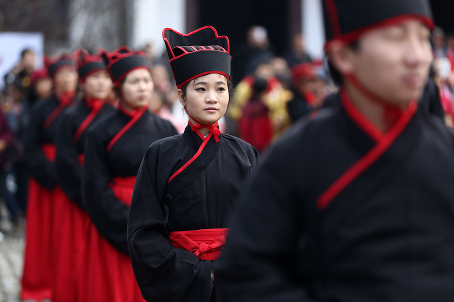 Worship ceremony for Yellow Emperor held in Huangshan Mountain