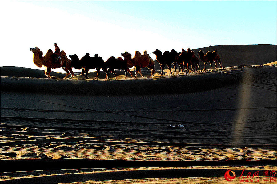 Badain Jaran Desert in evening glow