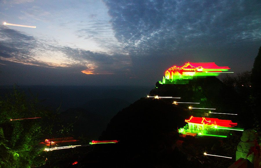 Picturesque scenery of Jue Mountain