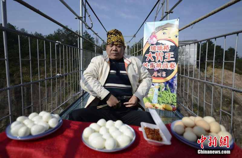 Competitive eater eats up 36 eggs with live worms in half an hour
