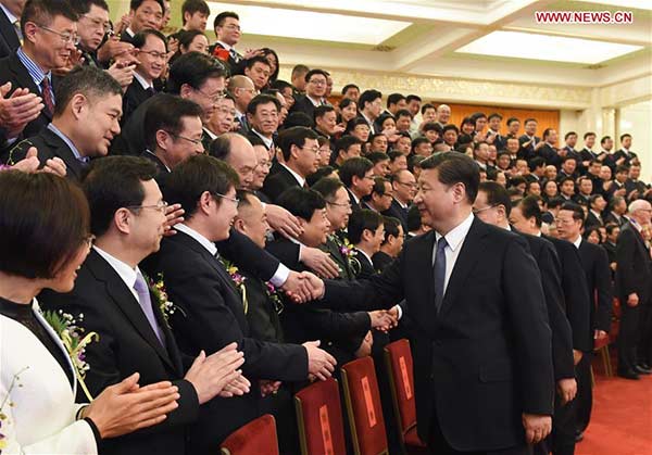 China recognizes prominent scientists, premier stresses innovation