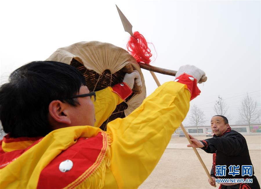 A glimpse of China Intangible Cultural Heritage -- Cane Shield Fighting