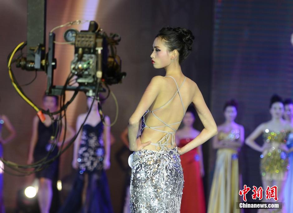 Chinese version of Victoria's Secret Show held in Hunan