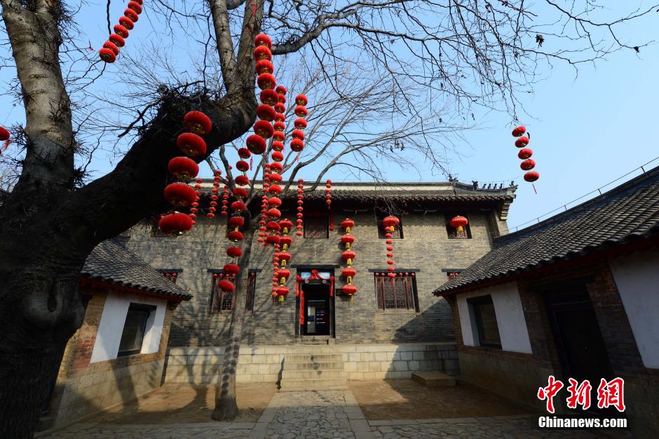 A visit to the largest family manor in northern China 