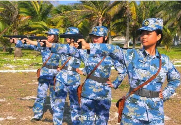 Charming female soldiers on Xisha Islands