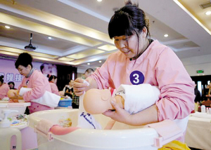 Second-child policy brings new opportunities for household service industry