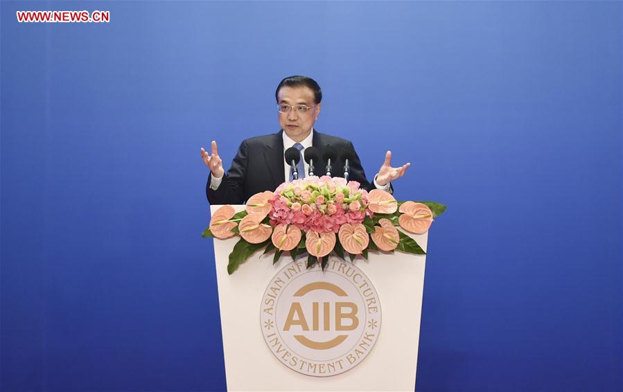 Premier Li Keqiang addresses founding conference of AIIB council 