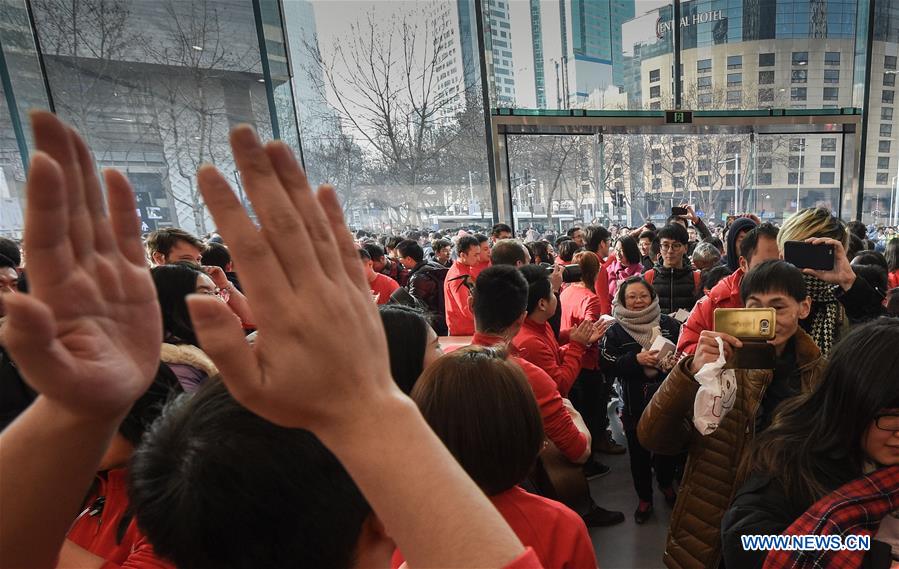 Nanjing's 2nd Apple Store goes into business 