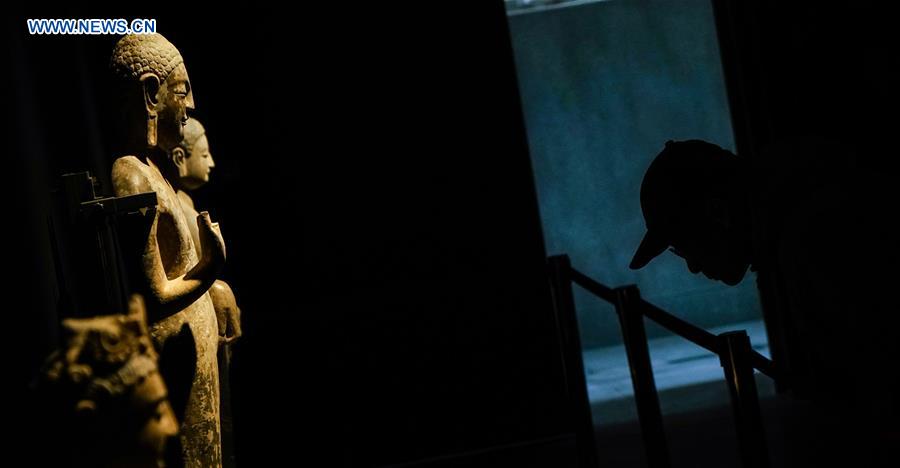 Buddhist sculptures displayed at Bao'en Temple Heritage Museum in E China 