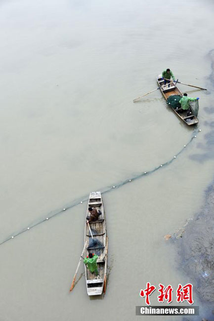 Winter fishing kicks off in Jiangxi
