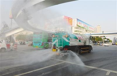 People's Daily slams government departments for using sprinklers on cold days