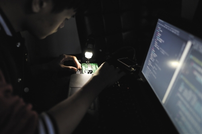 Man sets up closed-door courses for 'white hat' hackers in China