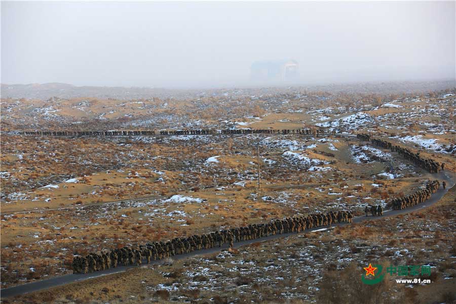 72-hour collaborative drill held in Gobi Desert in Xinjiang
