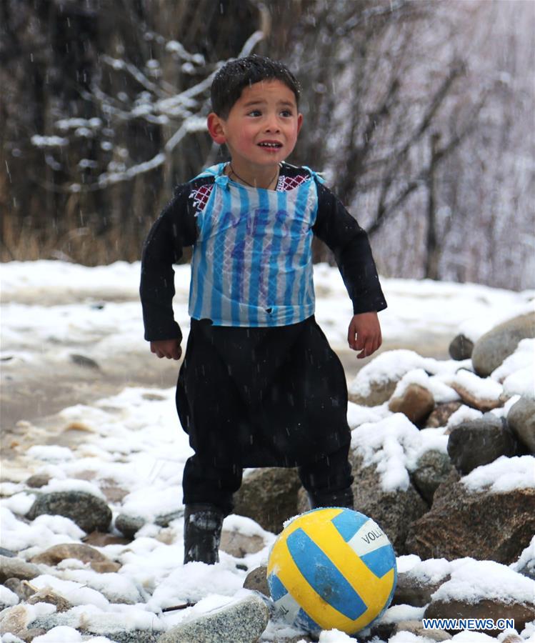 Afghan boy in Messi plastic bag shirt becomes Internet star