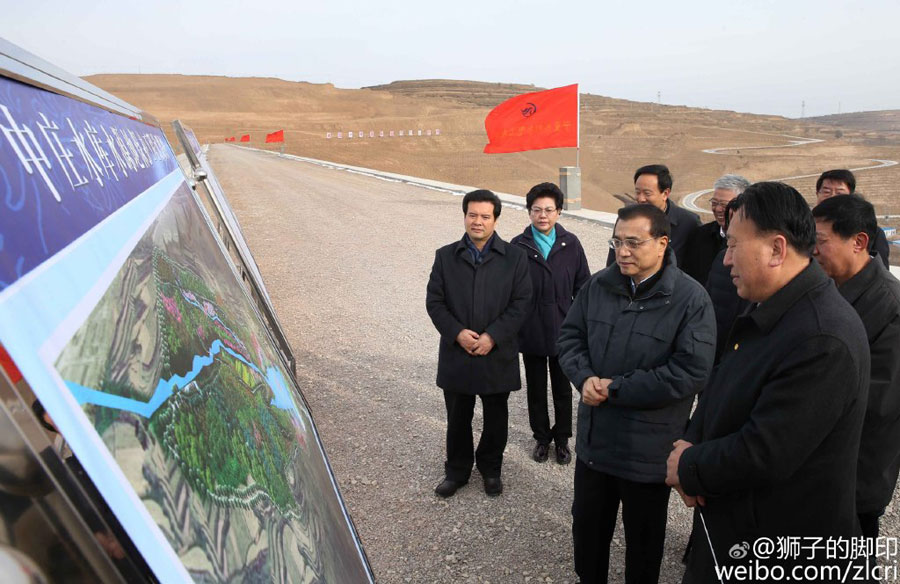 Premier Li Keqiang Inspects Reservoir Project in Ningxia