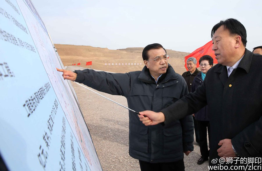 Premier Li Keqiang Inspects Reservoir Project in Ningxia