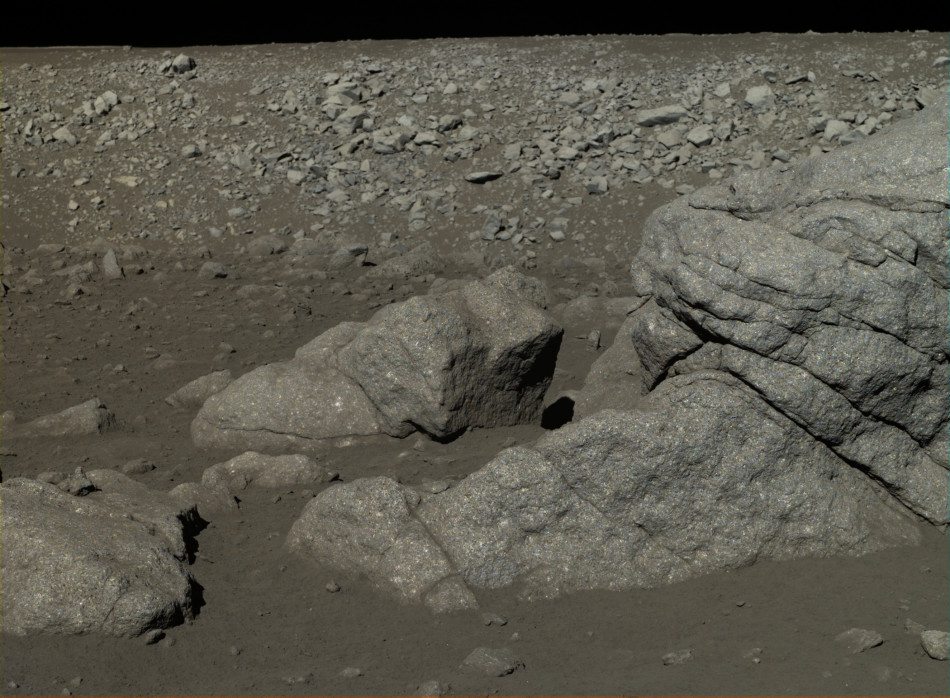 China releases HD true color images of lunar surface 