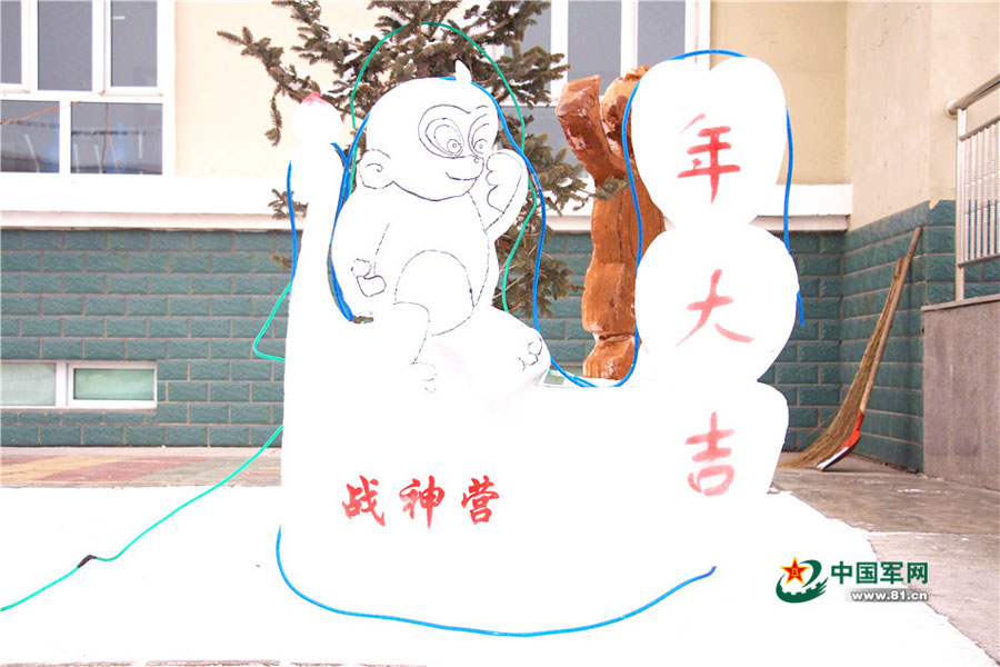 Snow sculptures brighten lives of soldiers in military camp
