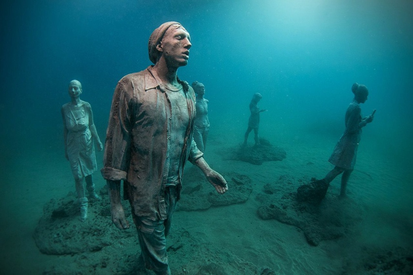 400 sculptures installed in Europe's first underwater museum