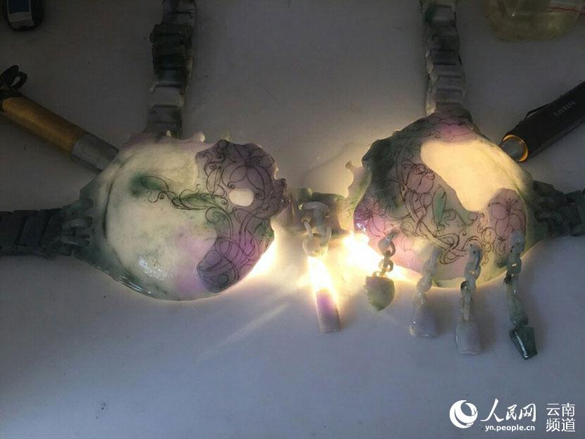 Lingerie made of emeralds shown in SW China